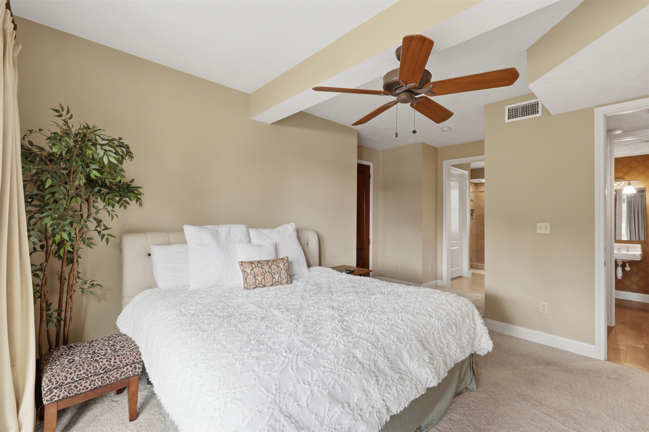 3249 Founders Drive Property Photo 15