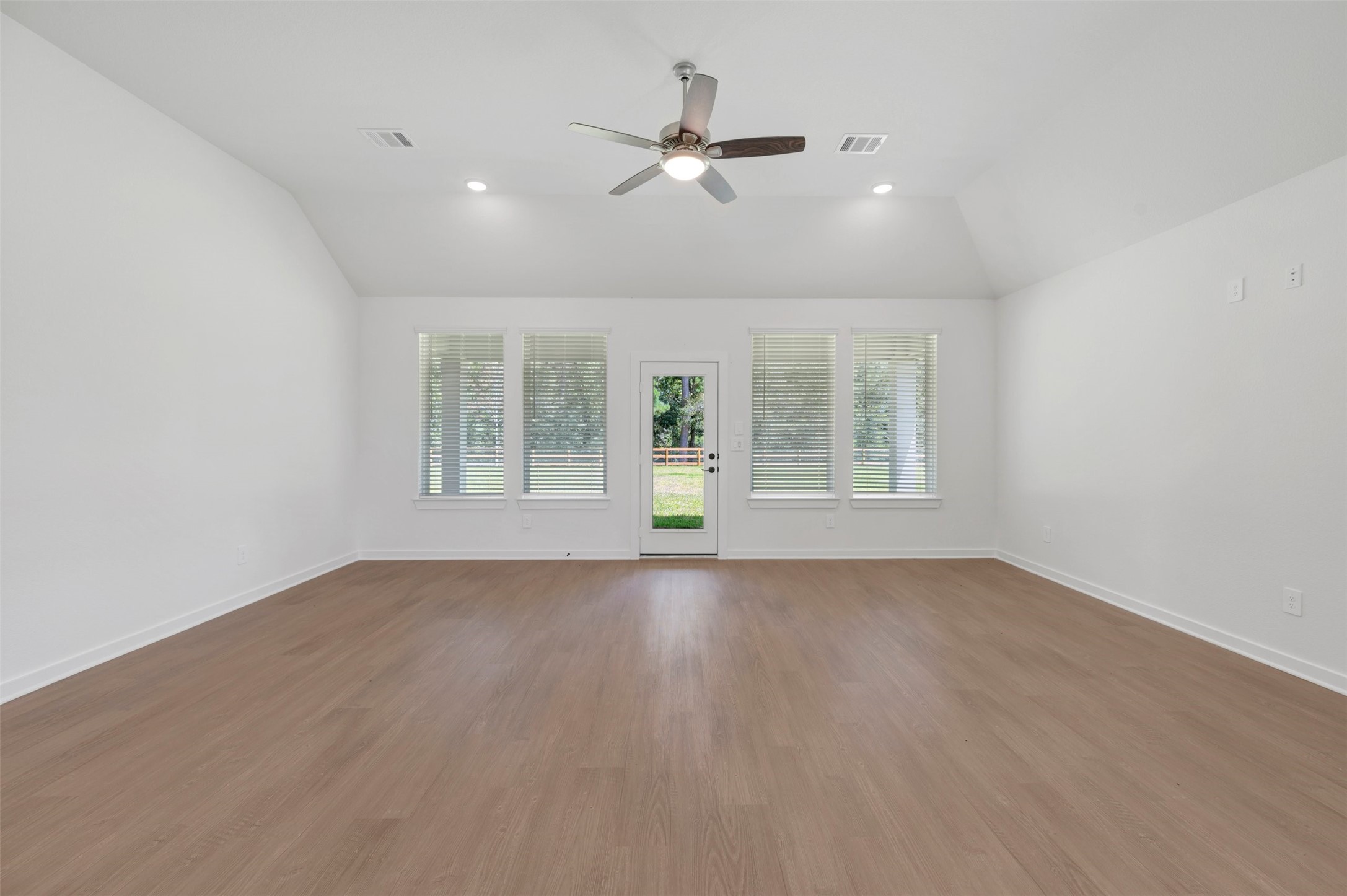 16639 Gaines Glen Lane Property Photo 32