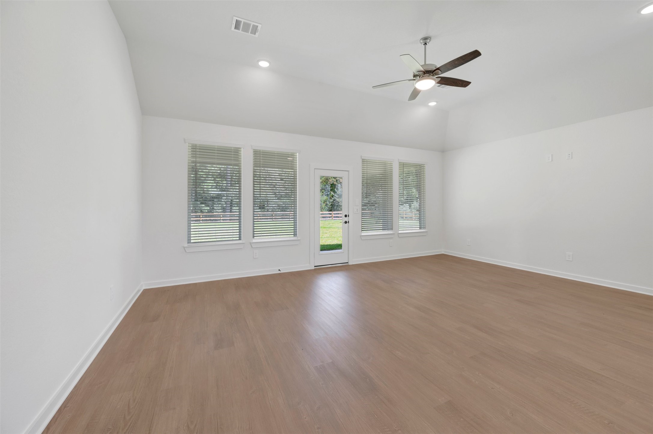 16639 Gaines Glen Lane Property Photo 33