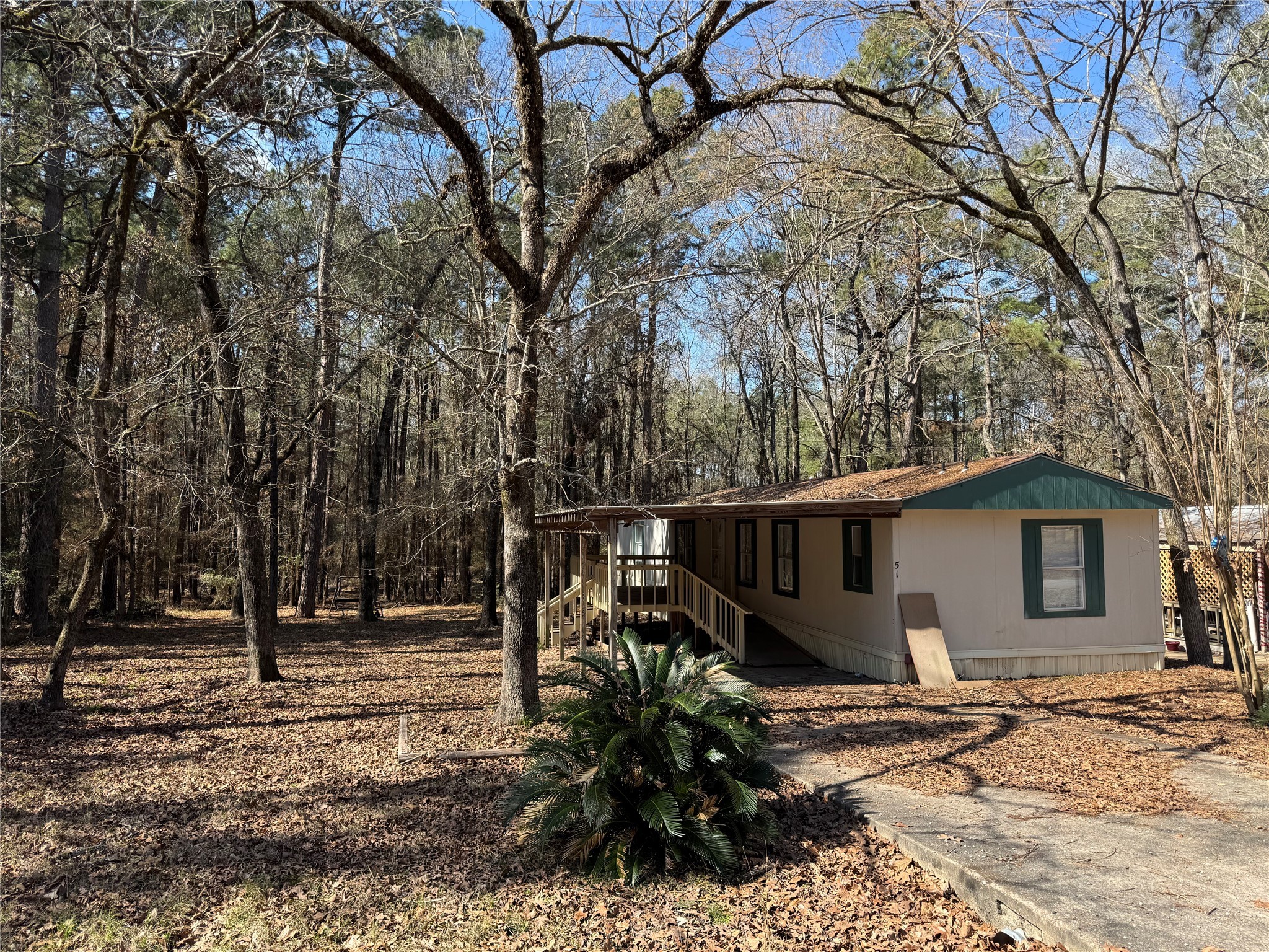 1222 Cardinal Lane Property Photo
