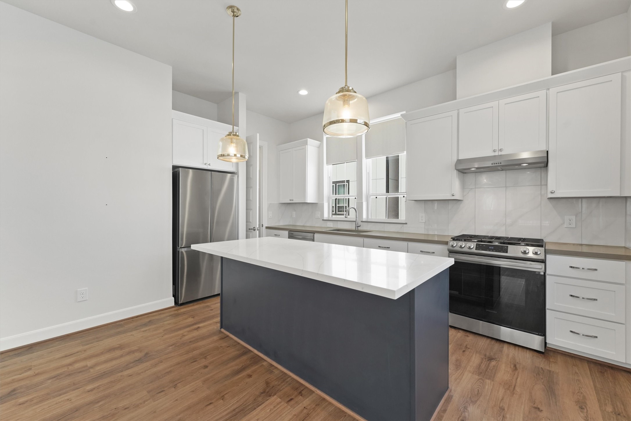 2802 Grand Fountains Drive G Property Photo 4