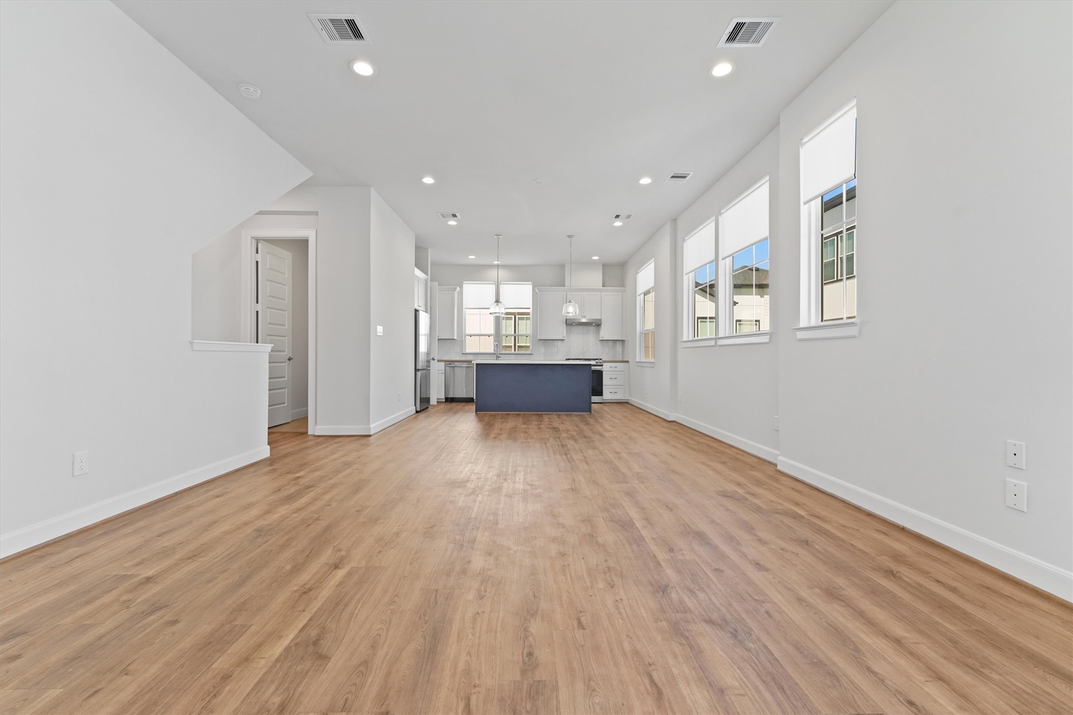 2802 Grand Fountains Drive G Property Photo 6