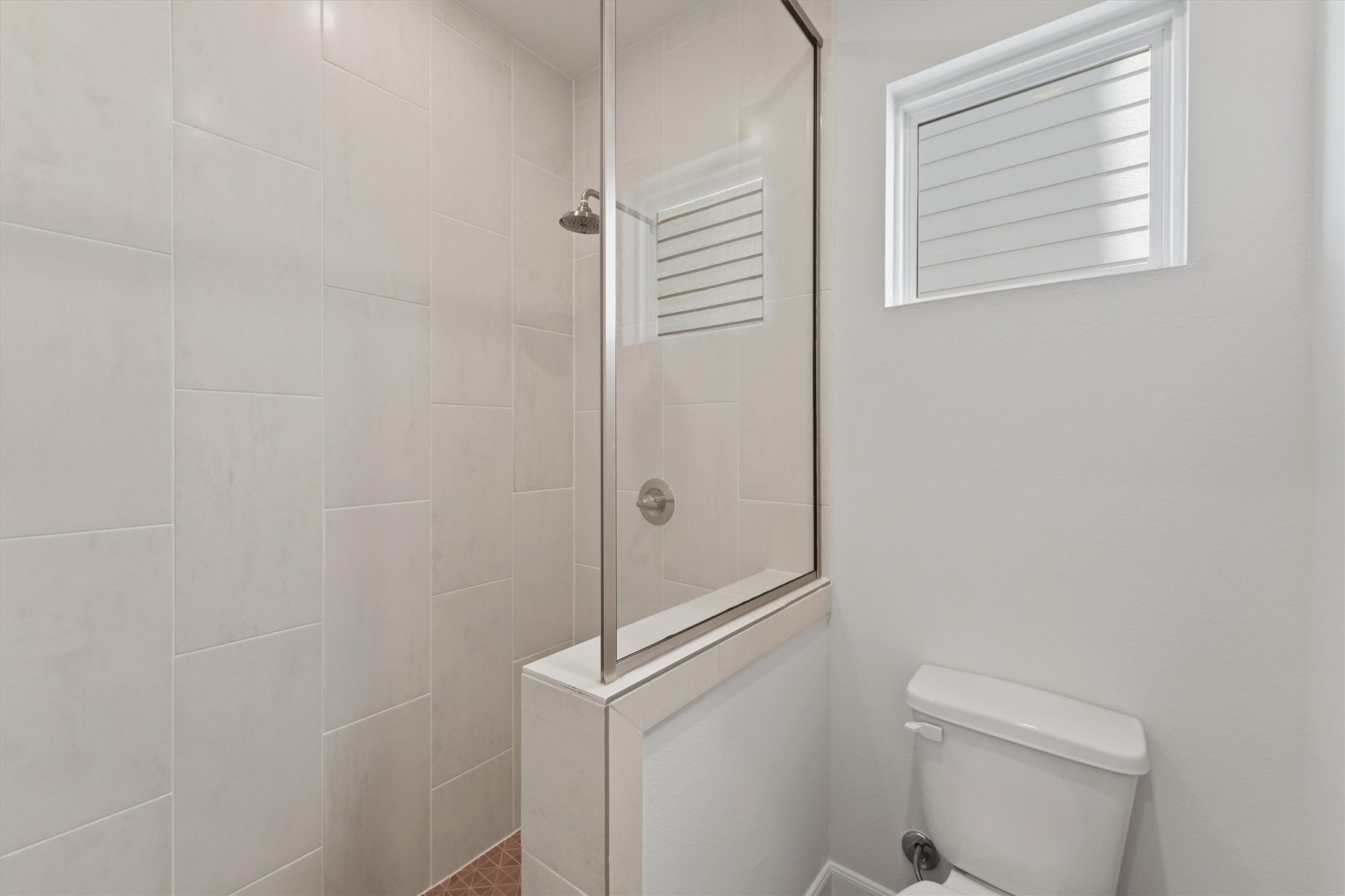 2802 Grand Fountains Drive G Property Photo 14