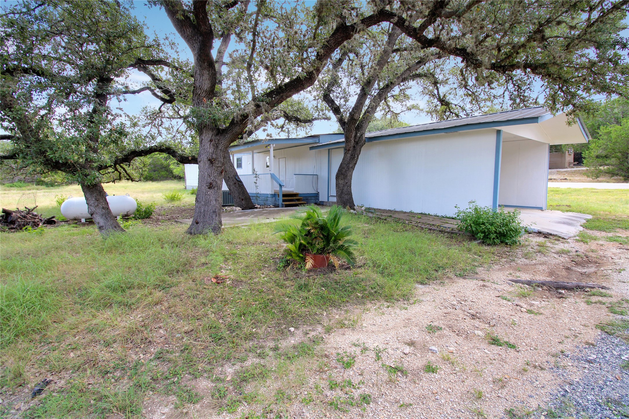 1155 Pecan Circle Property Photo 1