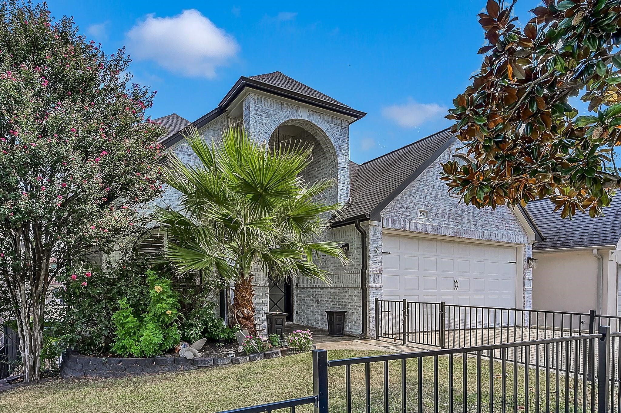 12394 Pebble View Drive Property Photo 3