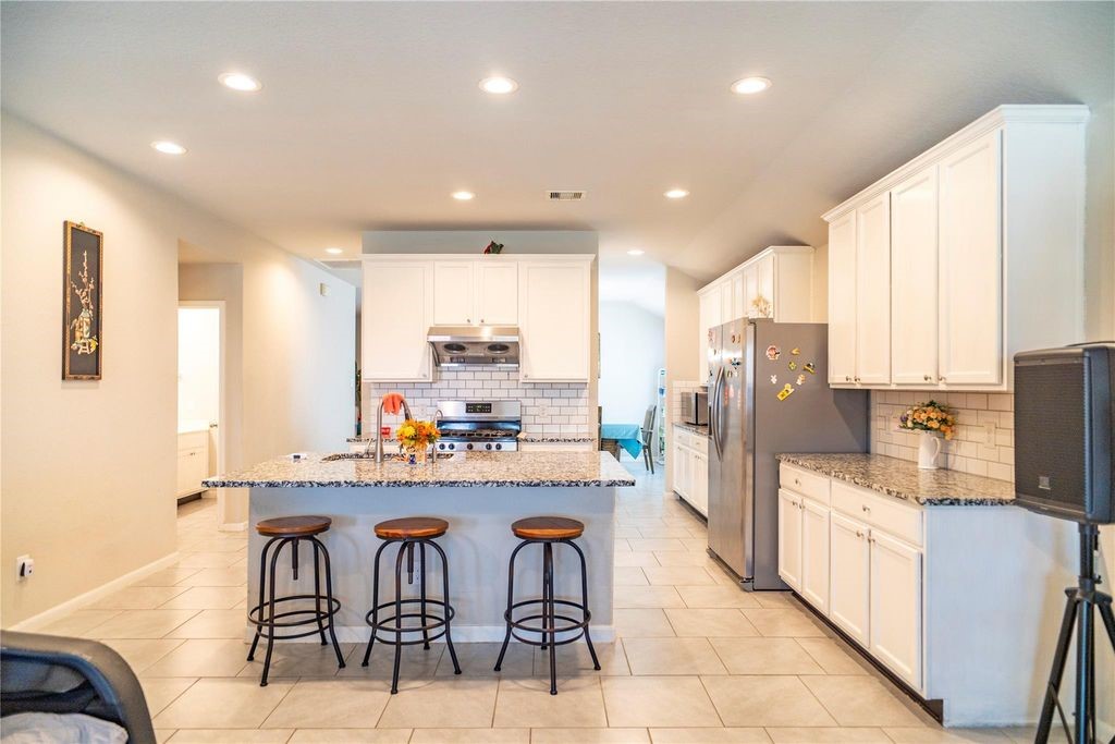 18226 Mulberry Spring Circle Property Photo 11