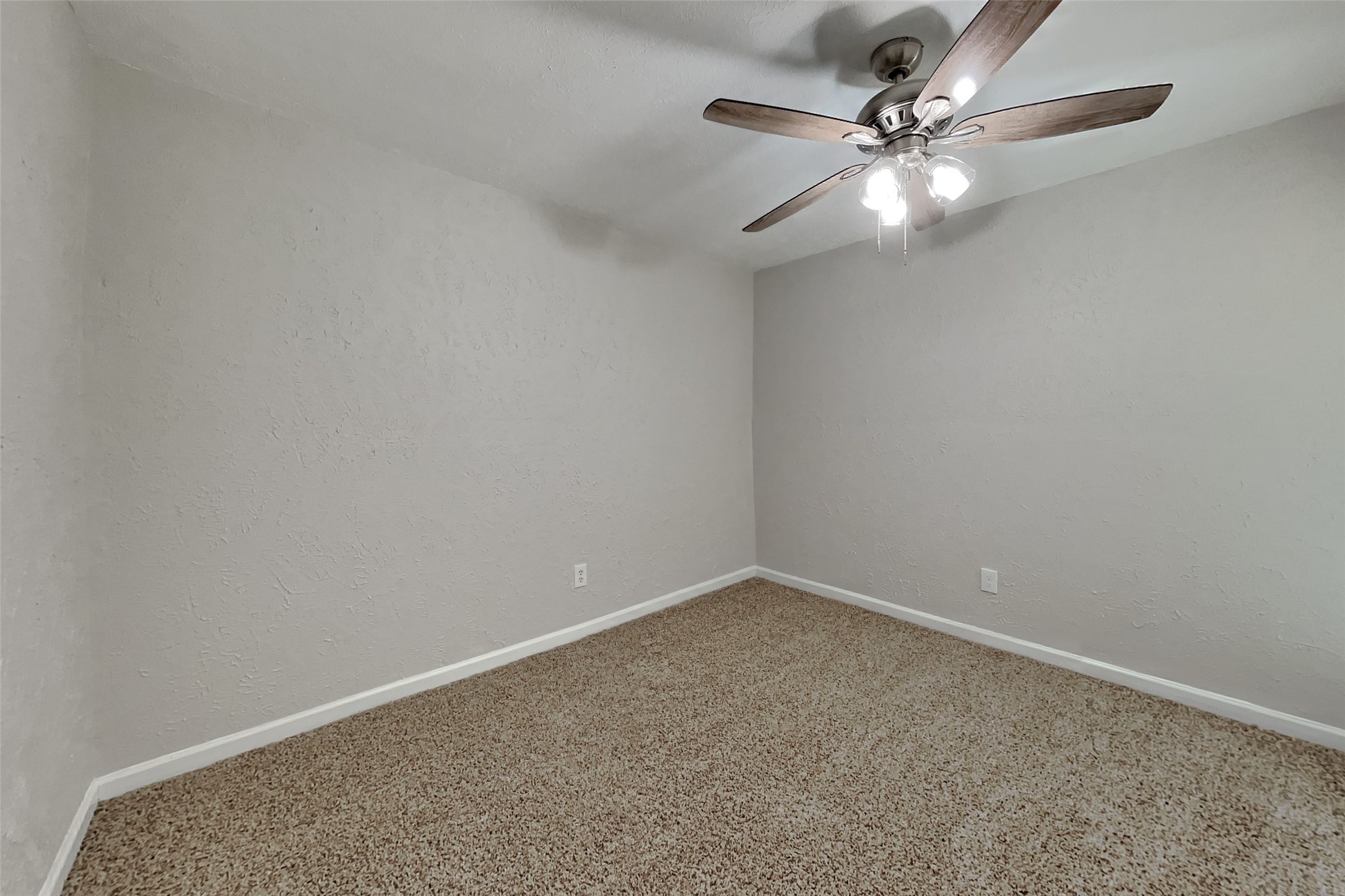 16911 Cairngale Street Property Photo 12