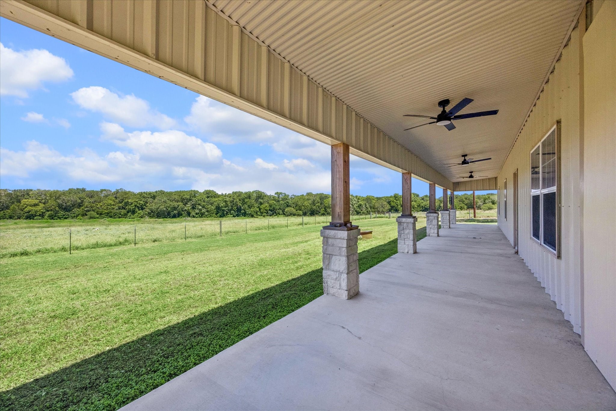 1601 Babylon Lane Property Photo 15