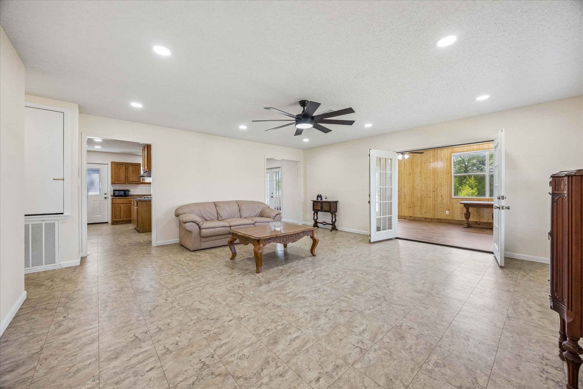 1601 Babylon Lane Property Photo 18