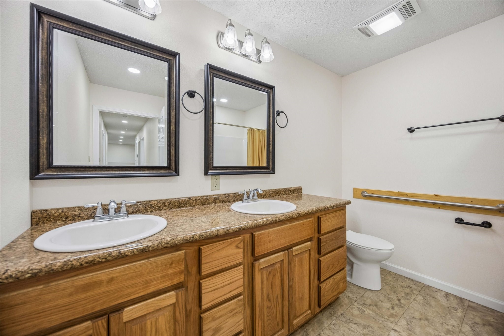 1601 Babylon Lane Property Photo 25