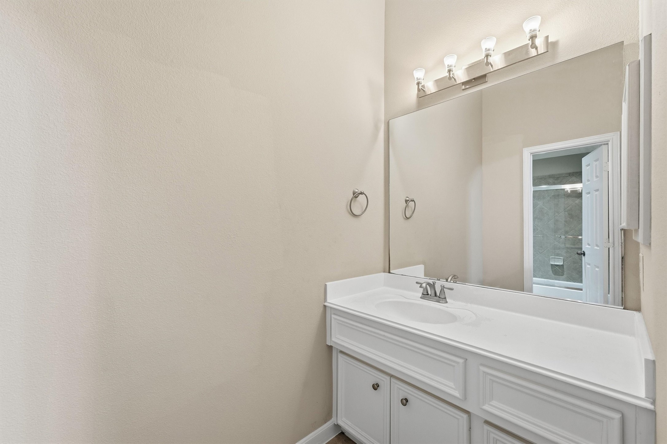 5507 Opal Cove Court Property Photo 25
