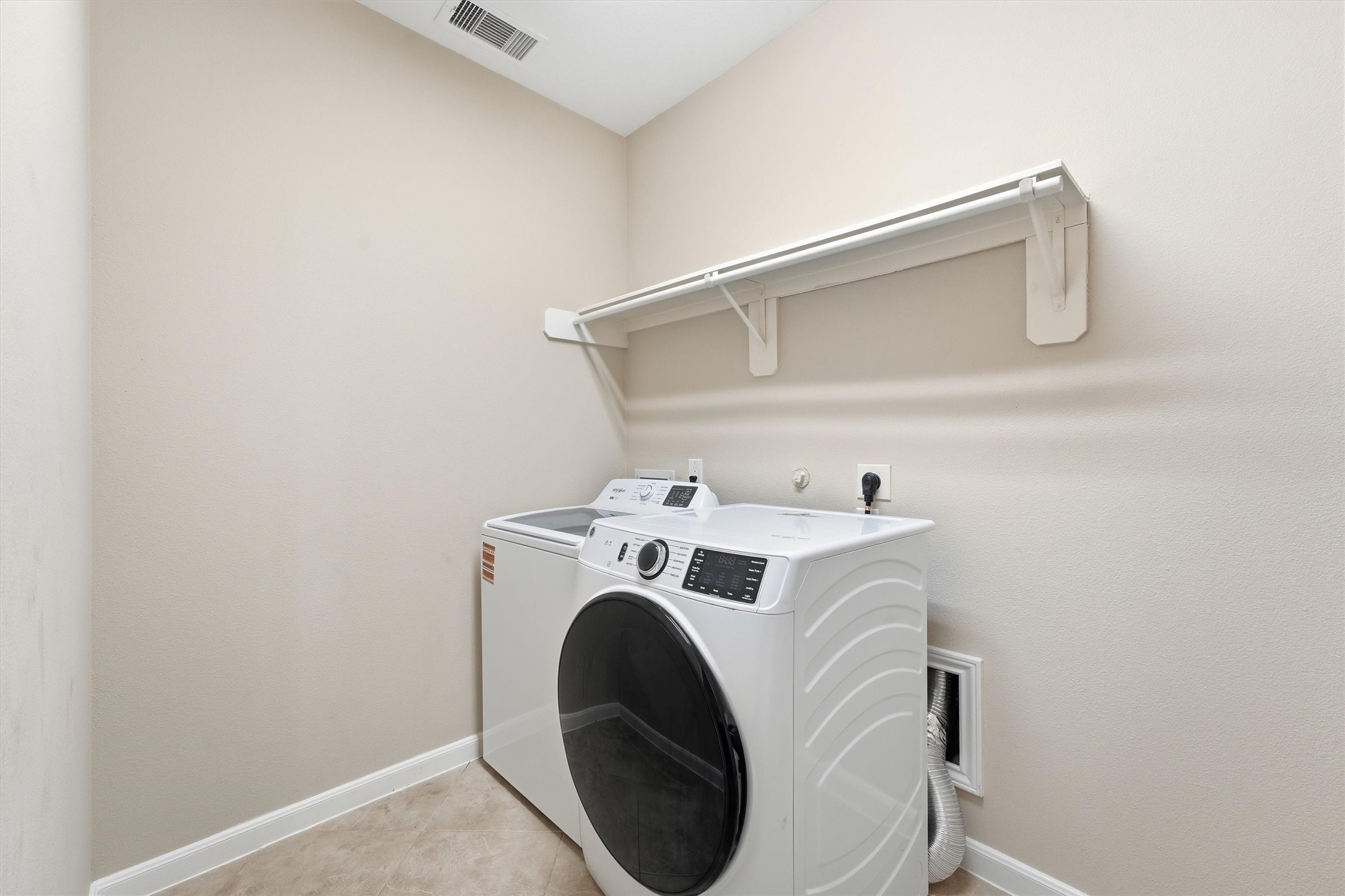 5507 Opal Cove Court Property Photo 34