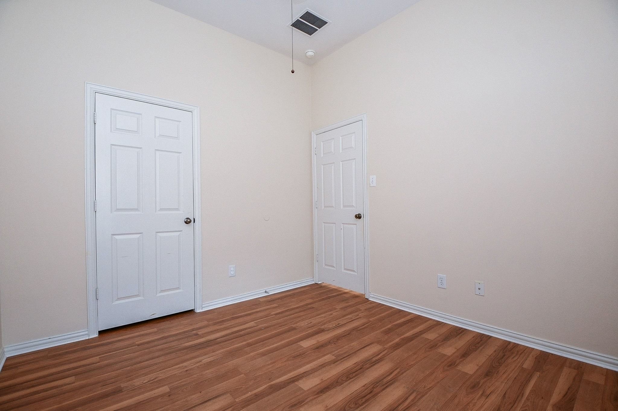 18006 Willow Cliff Lane Property Photo 18