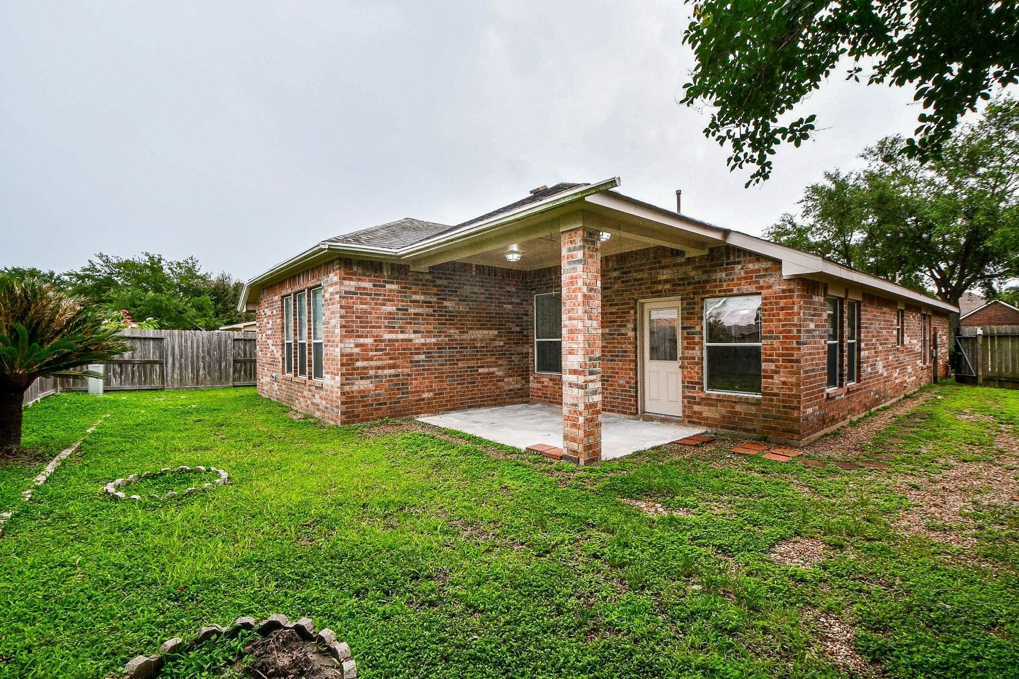 18006 Willow Cliff Lane Property Photo 25