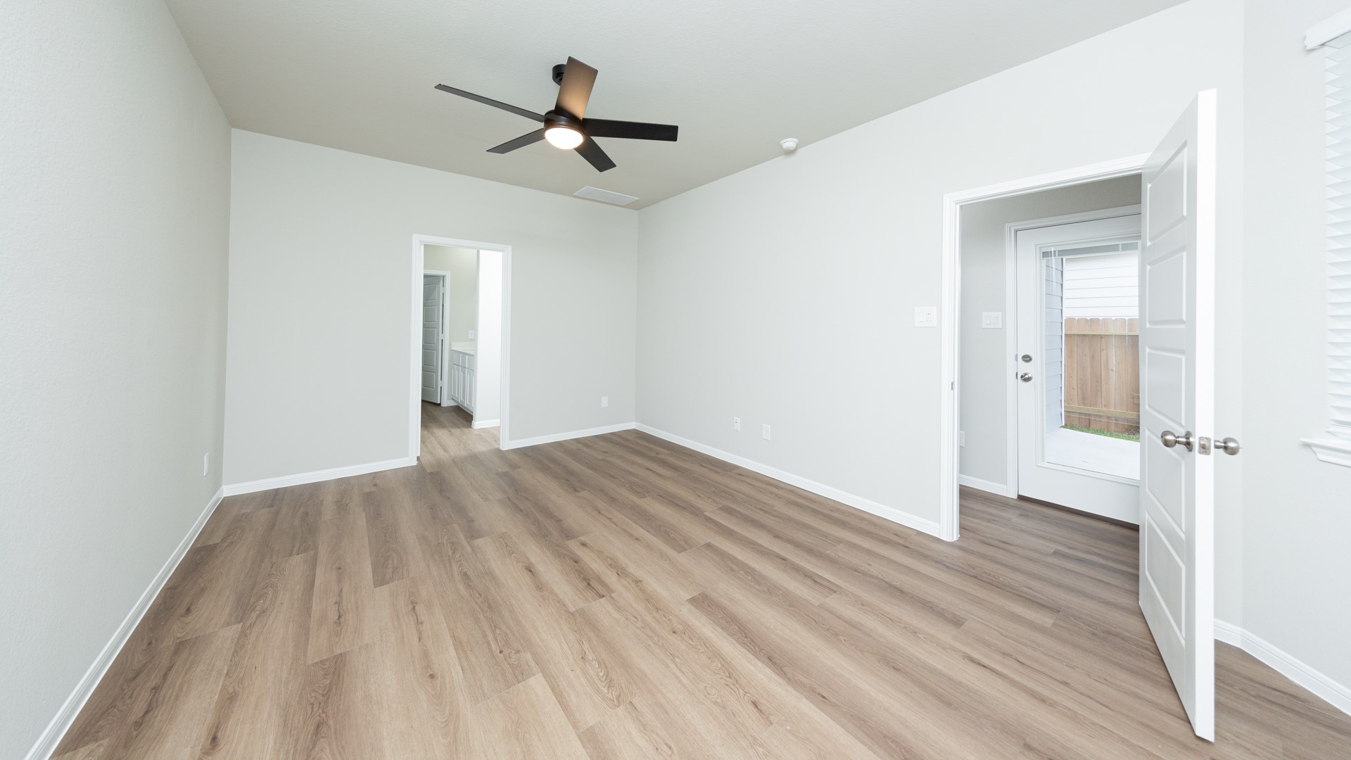 2970 Sir Ian Blake Drive Property Photo 11