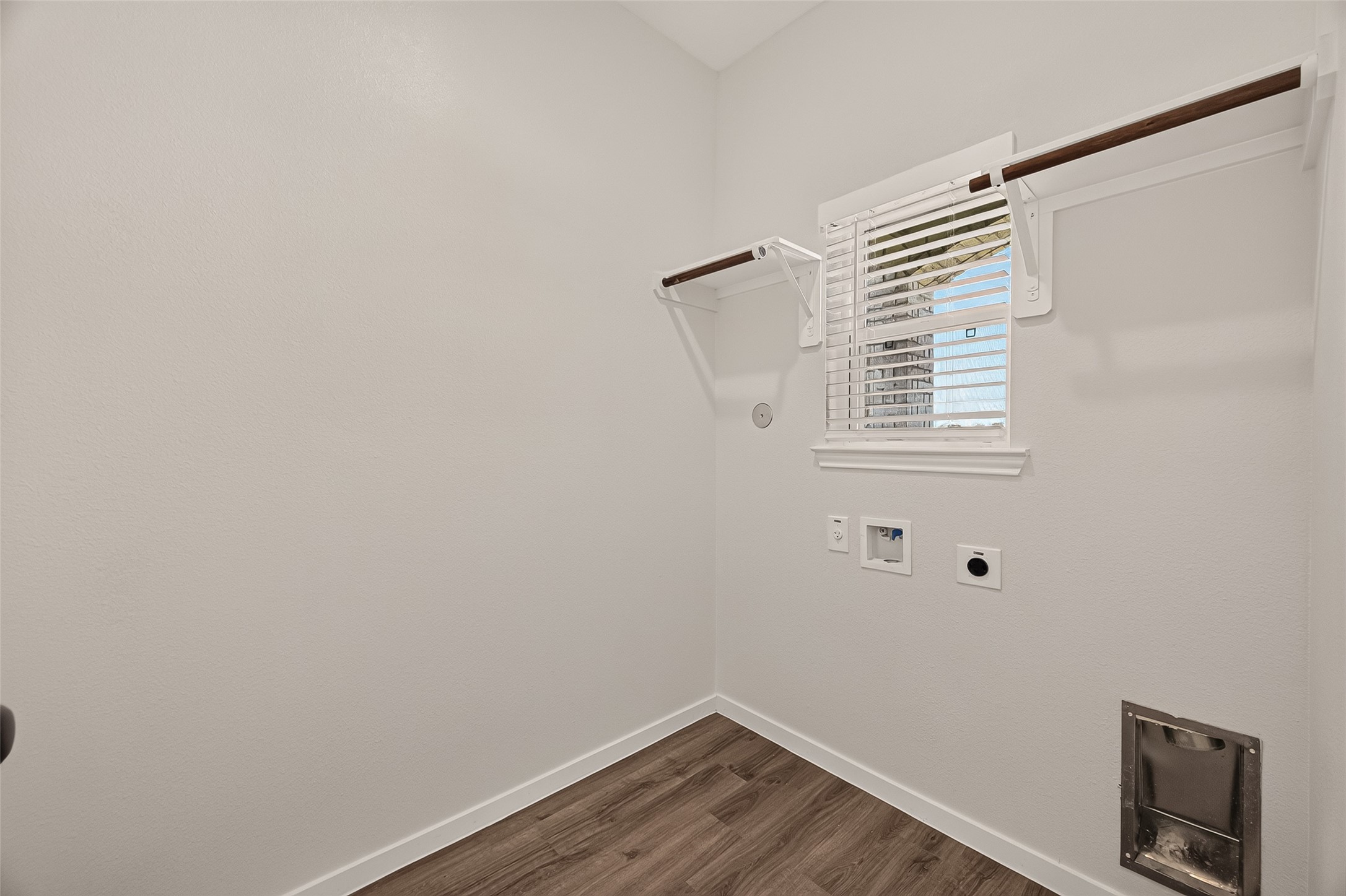 2814 Rockwood Drive Property Photo 14