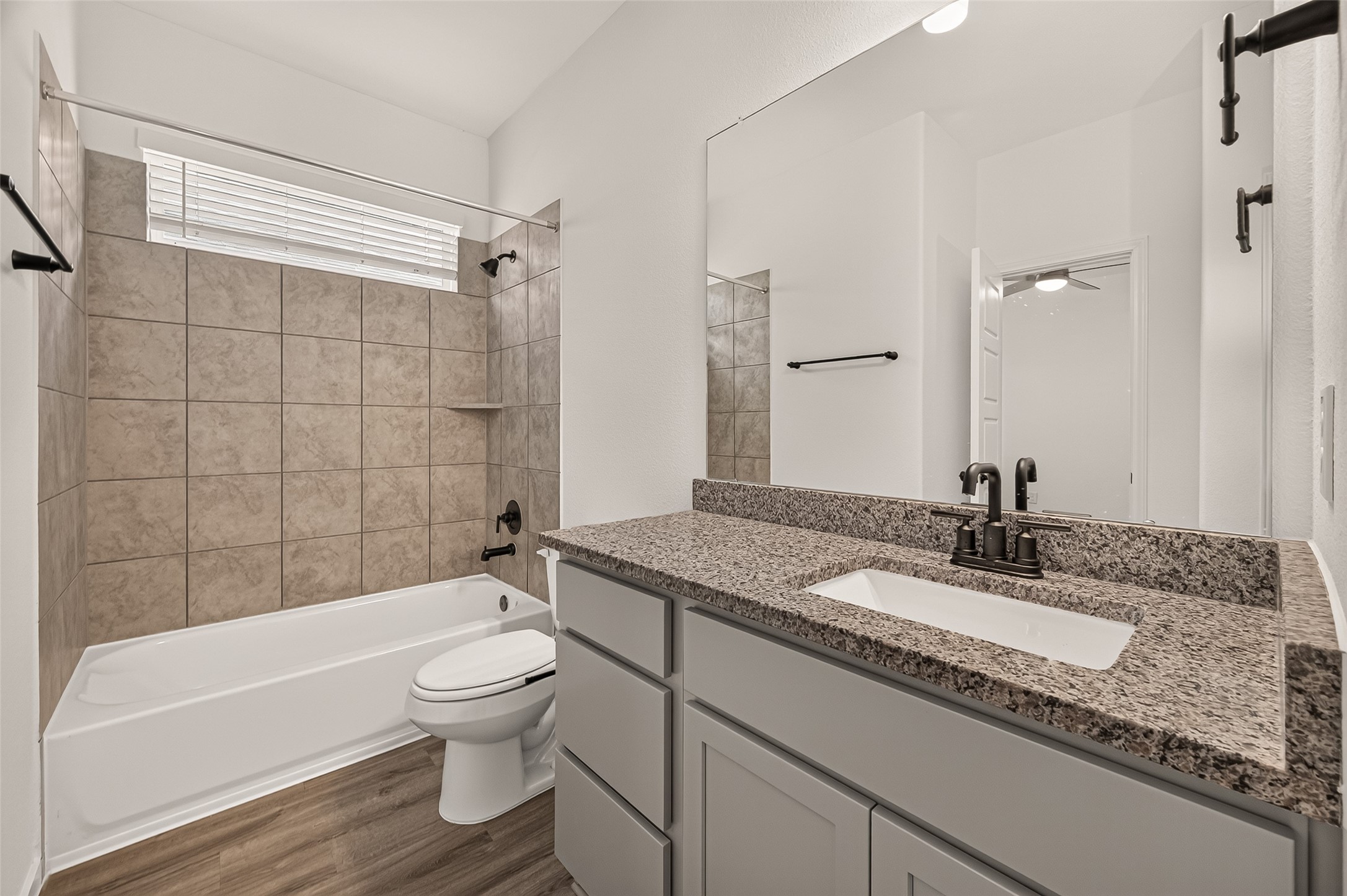 2814 Rockwood Drive Property Photo 17