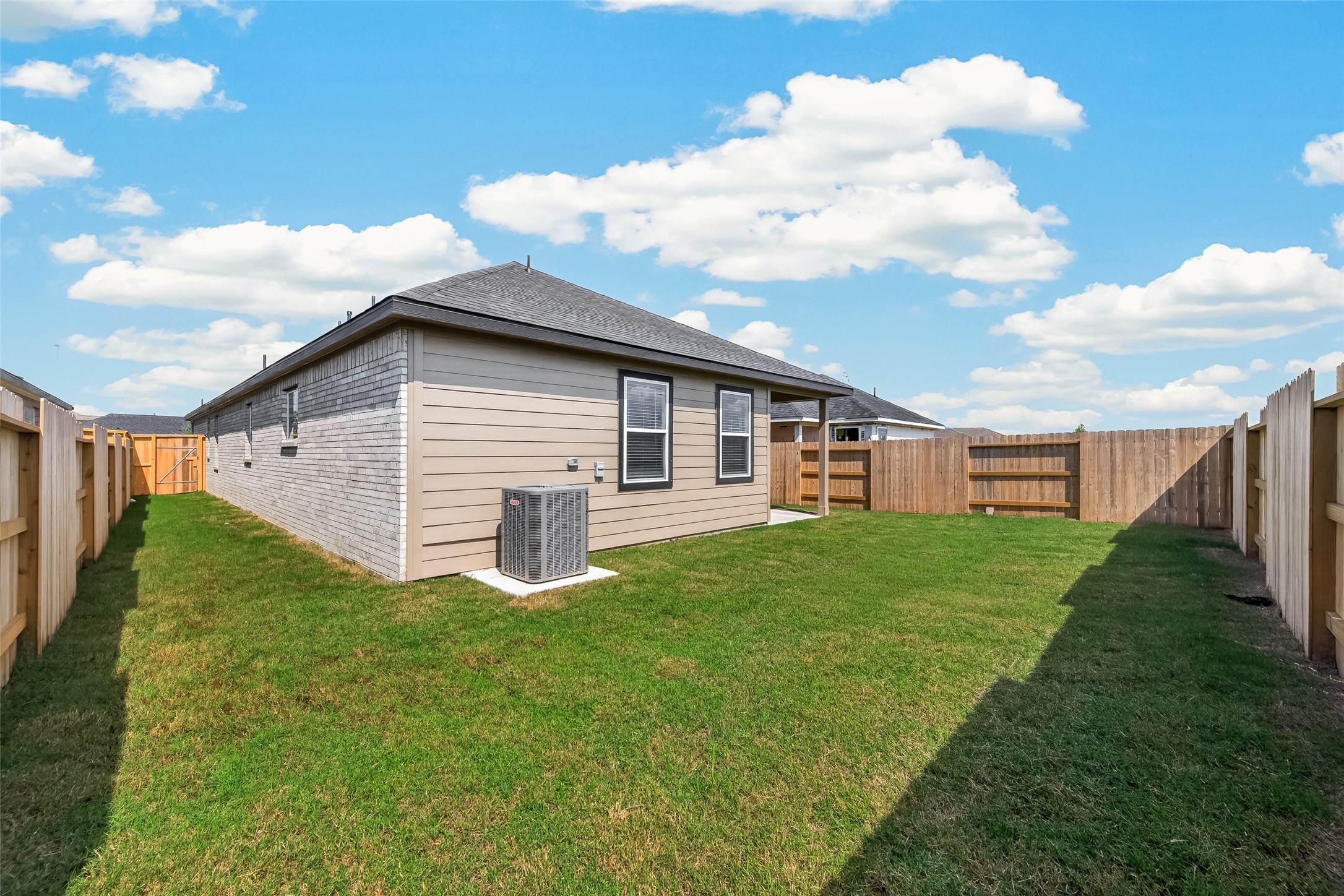 2814 Rockwood Drive Property Photo 35