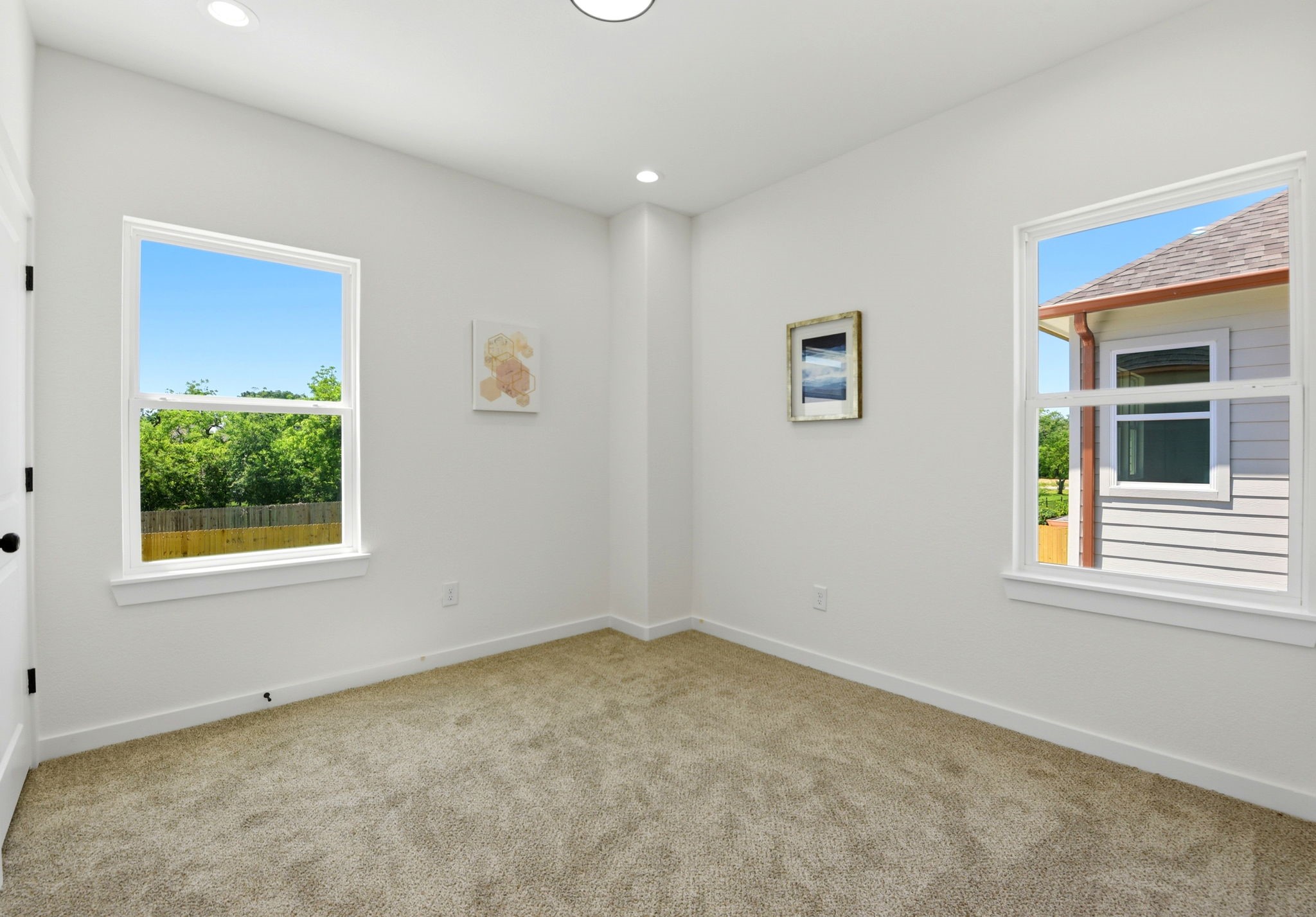6113 Haight Street Property Photo 24