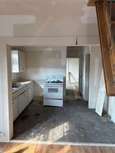 7807 Queen Street Property Photo 5