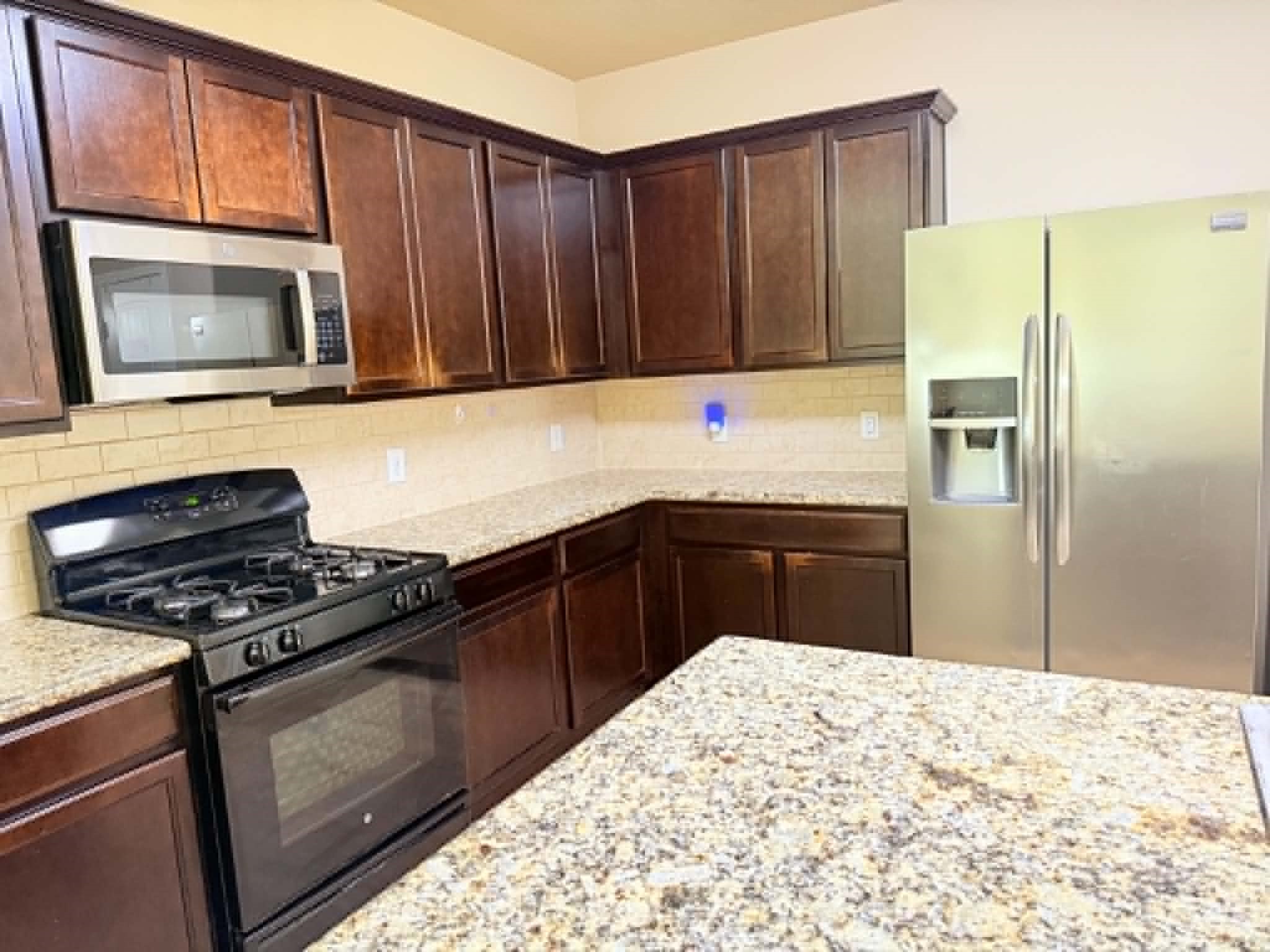 9315 Claystone Lane Property Photo 3
