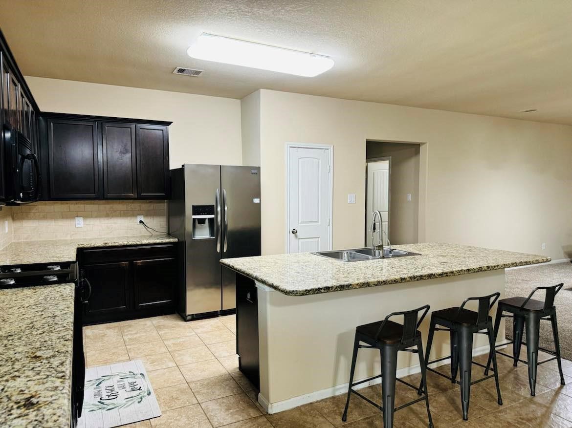 9315 Claystone Lane Property Photo 4