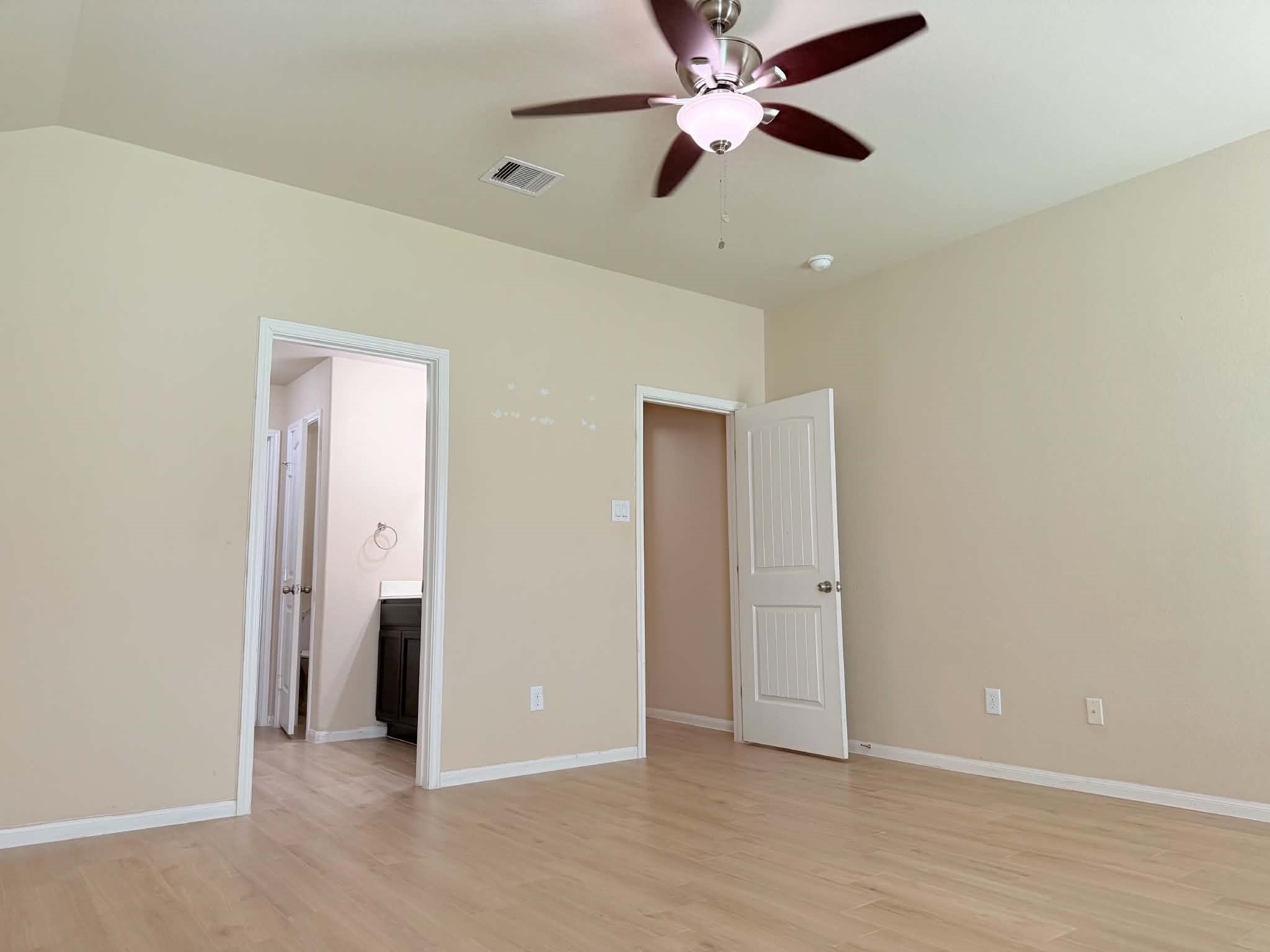 9315 Claystone Lane Property Photo 6