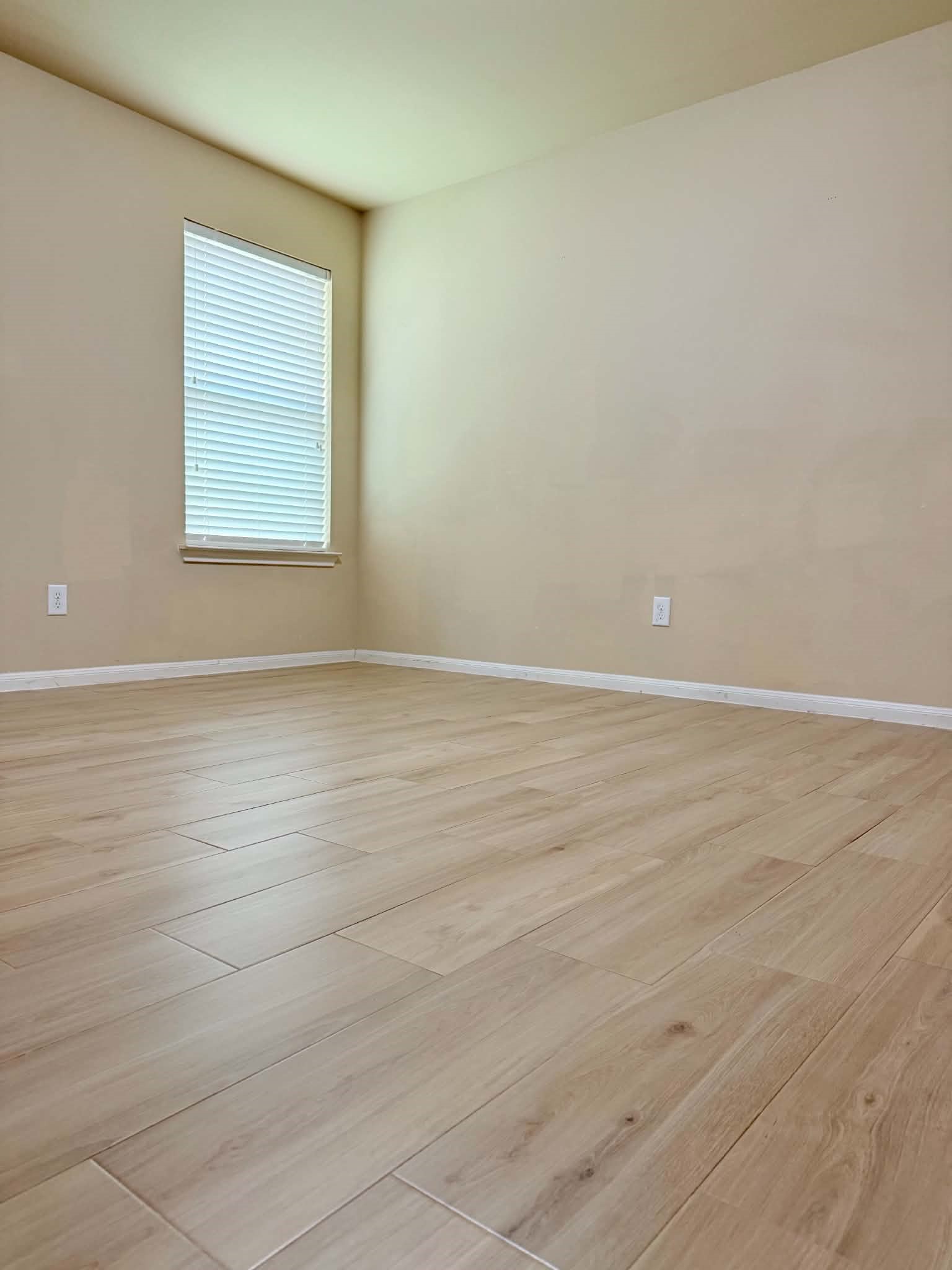 9315 Claystone Lane Property Photo 8