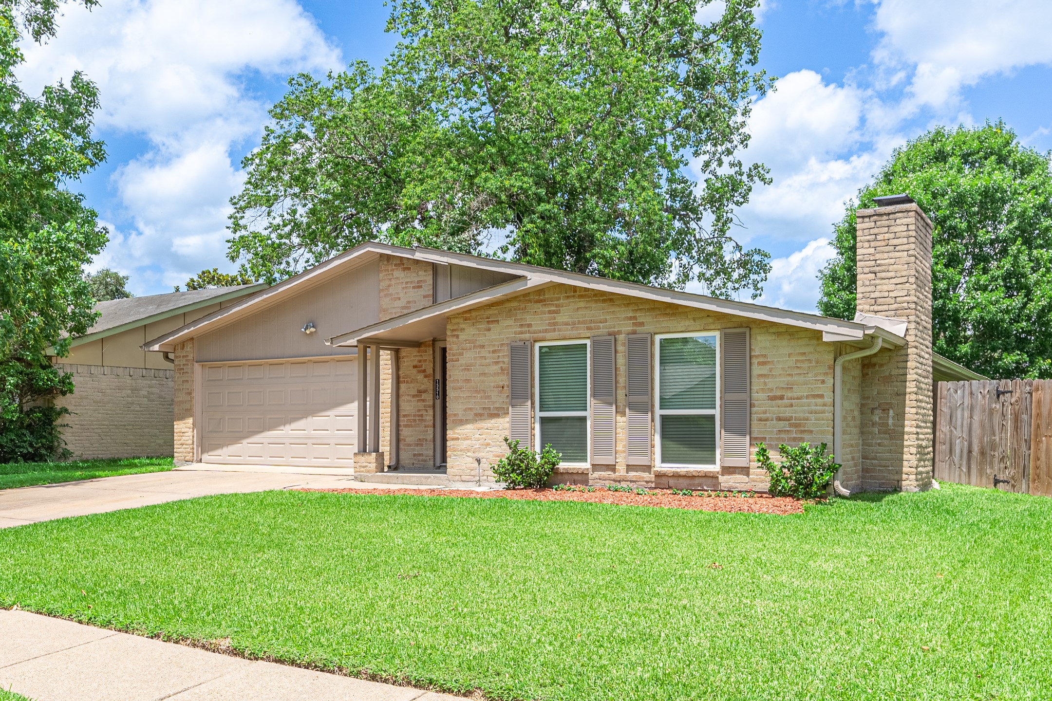 15510 Sierra Valle Drive Property Photo 3