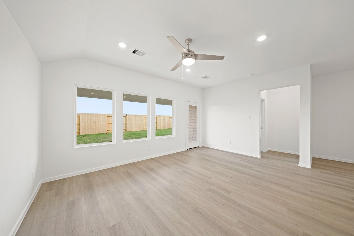 4068 Sun Burst Lane Property Photo 18