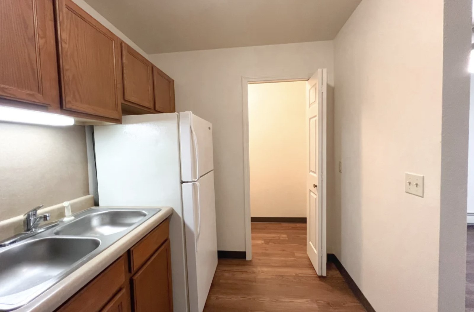 1500 Fruit Property Photo 6