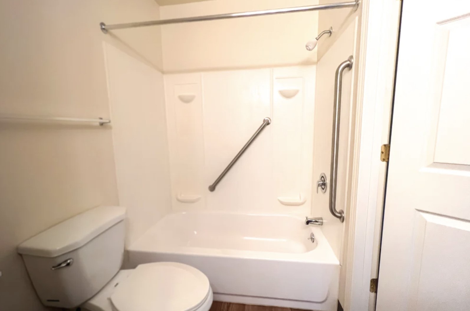 1500 Fruit Property Photo 11