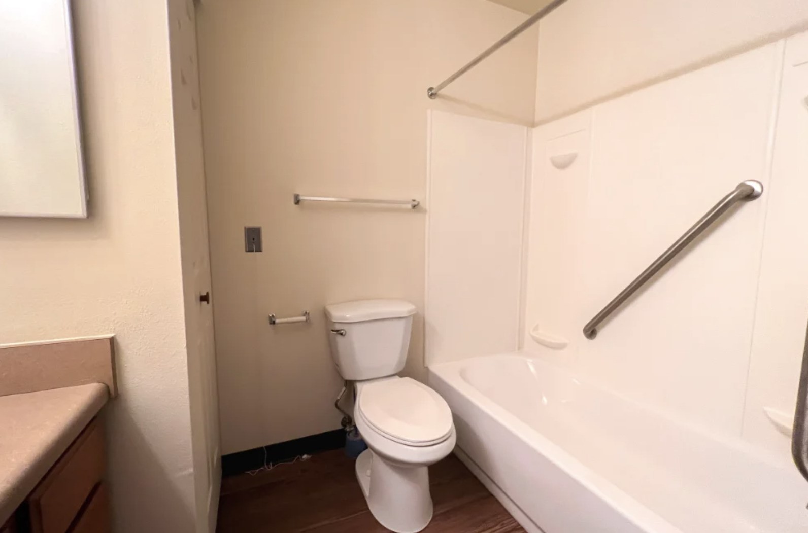 1500 Fruit Property Photo 12