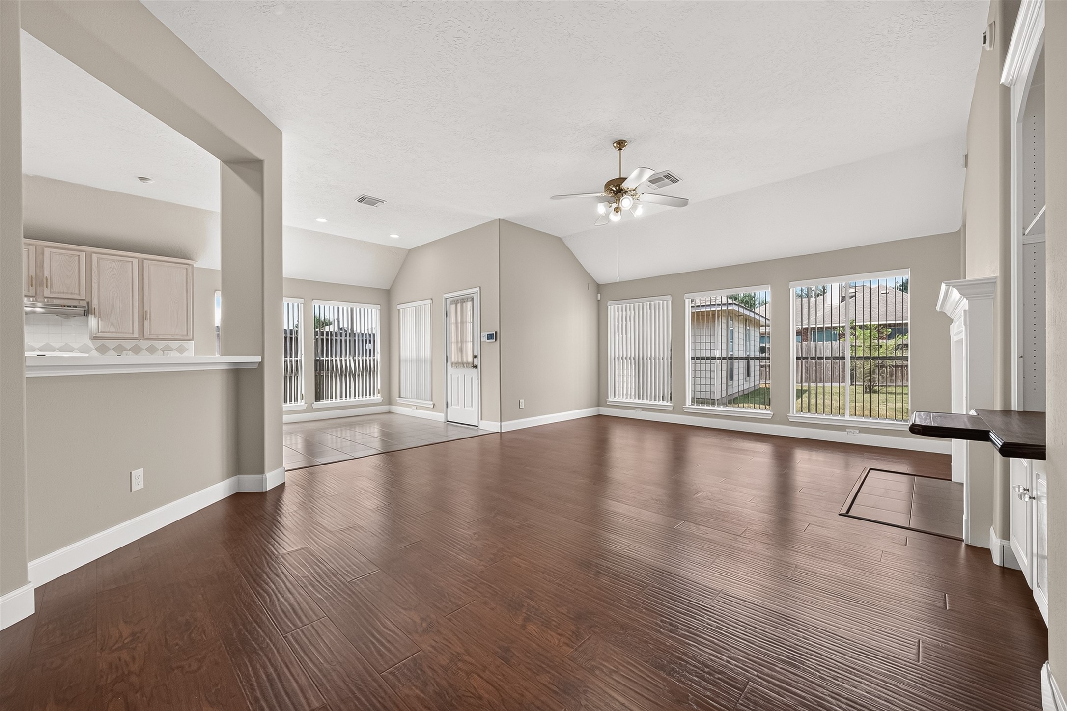 12222 Aspen Lane Property Photo 9