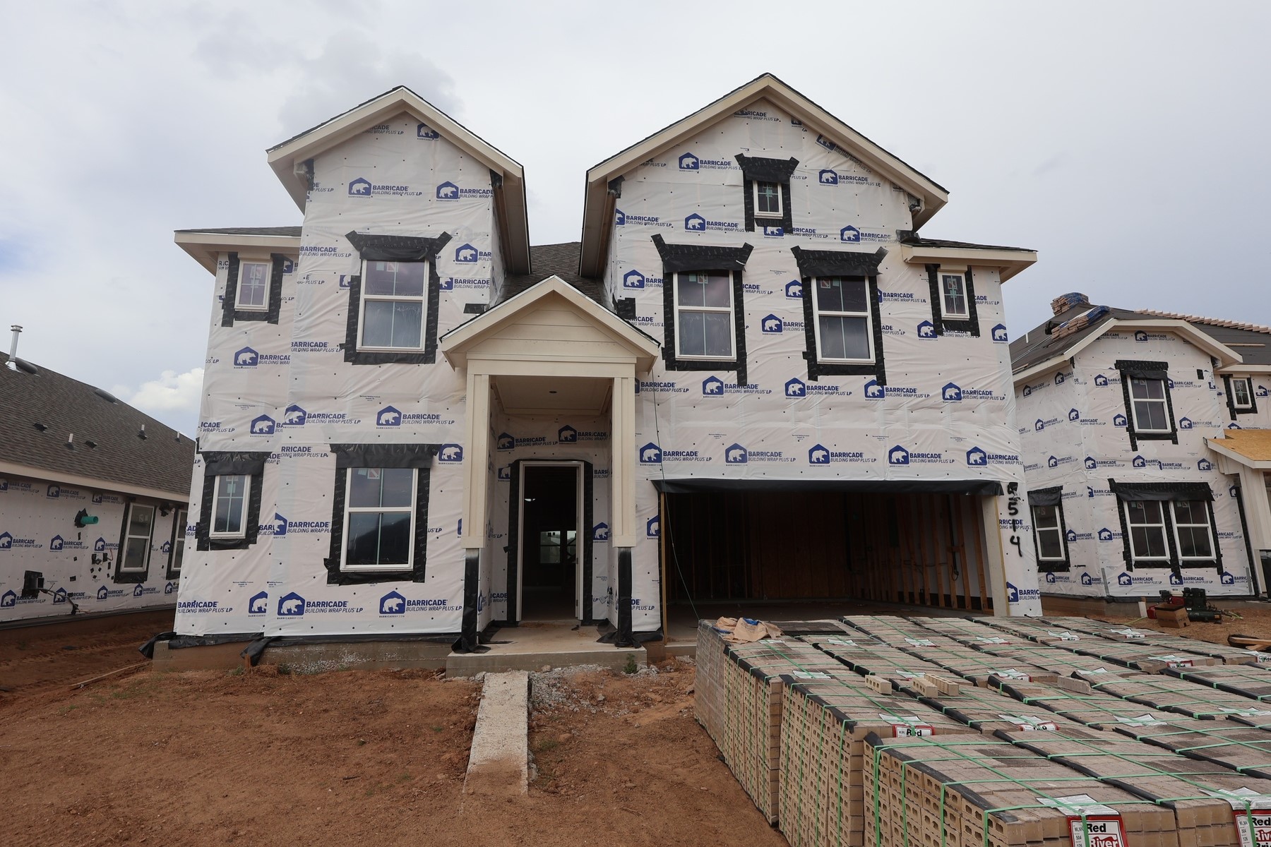 5514 Knight Court Property Photo 3