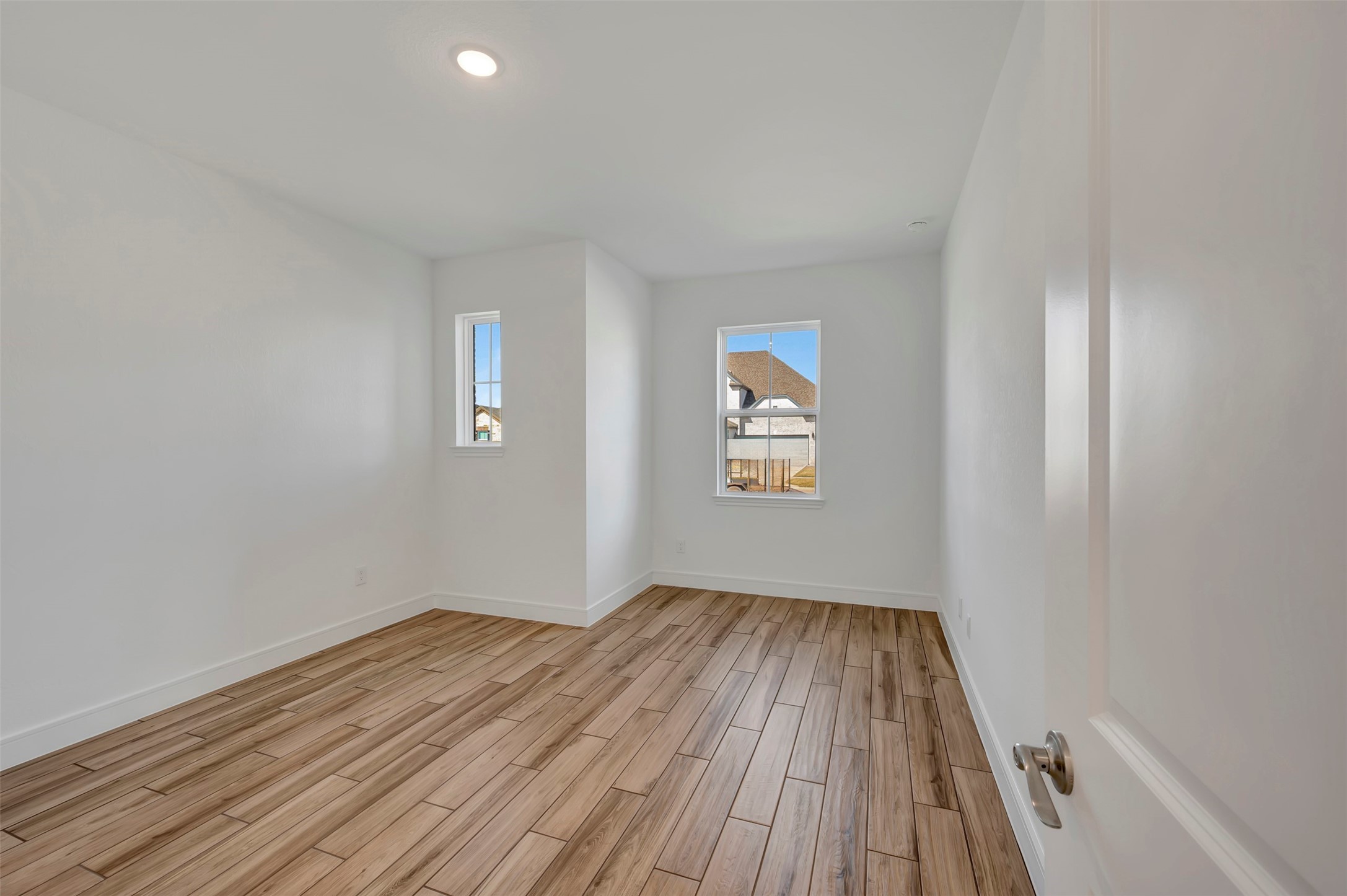 5514 Knight Court Property Photo 8