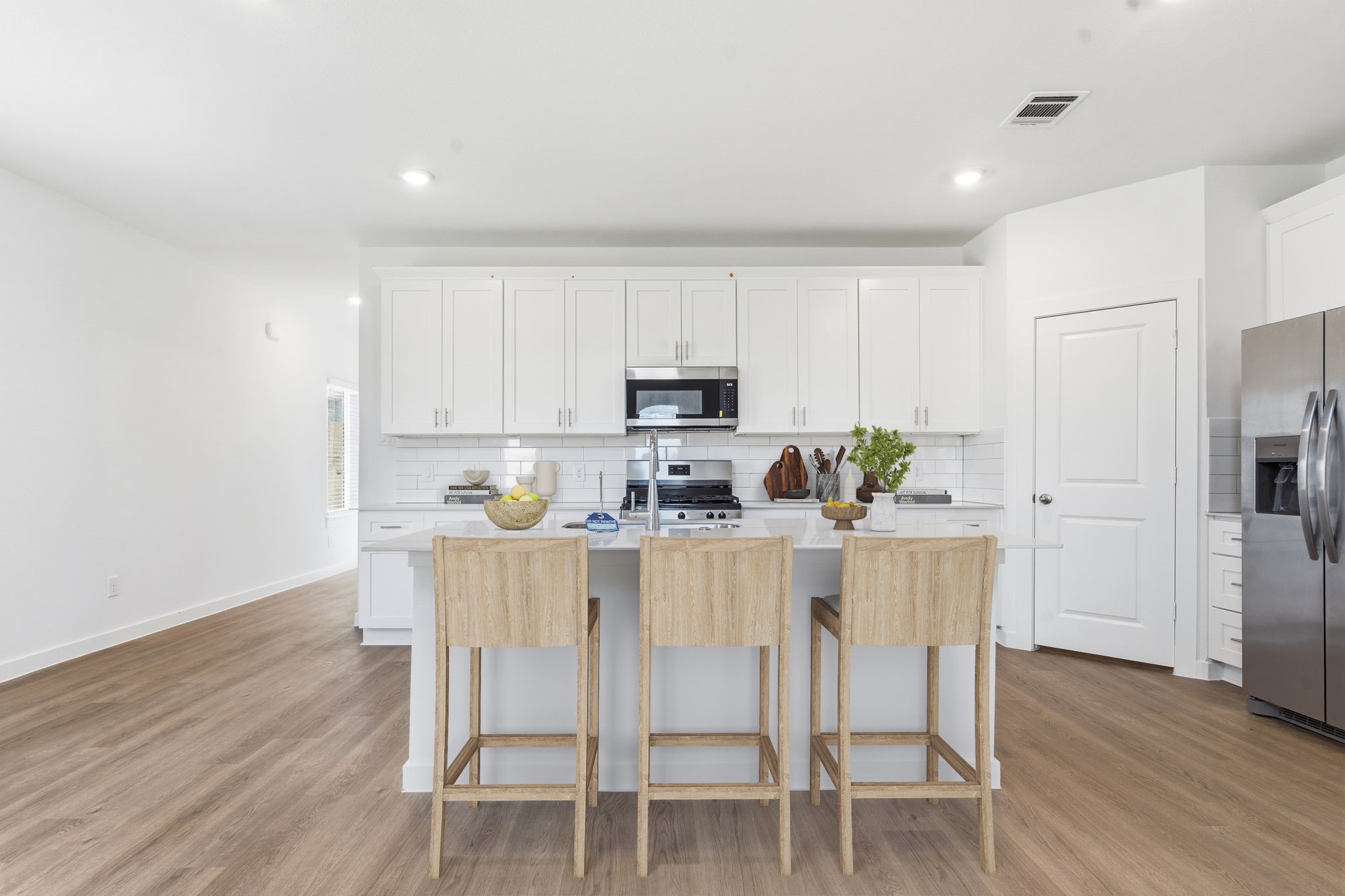 1502 Shimmering Ocean Way Property Photo 3