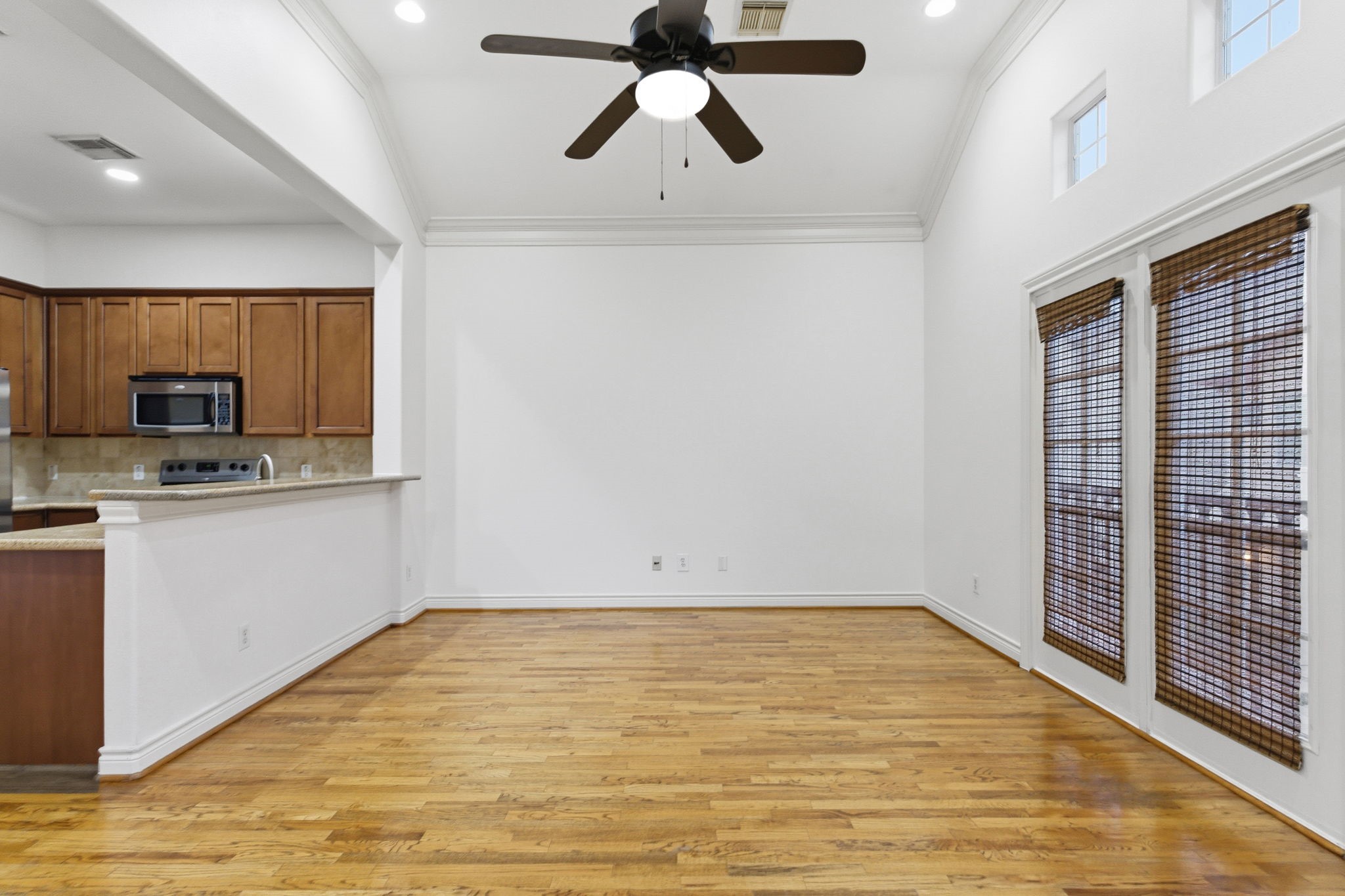 1303 Sherwood Point Lane Property Photo 24