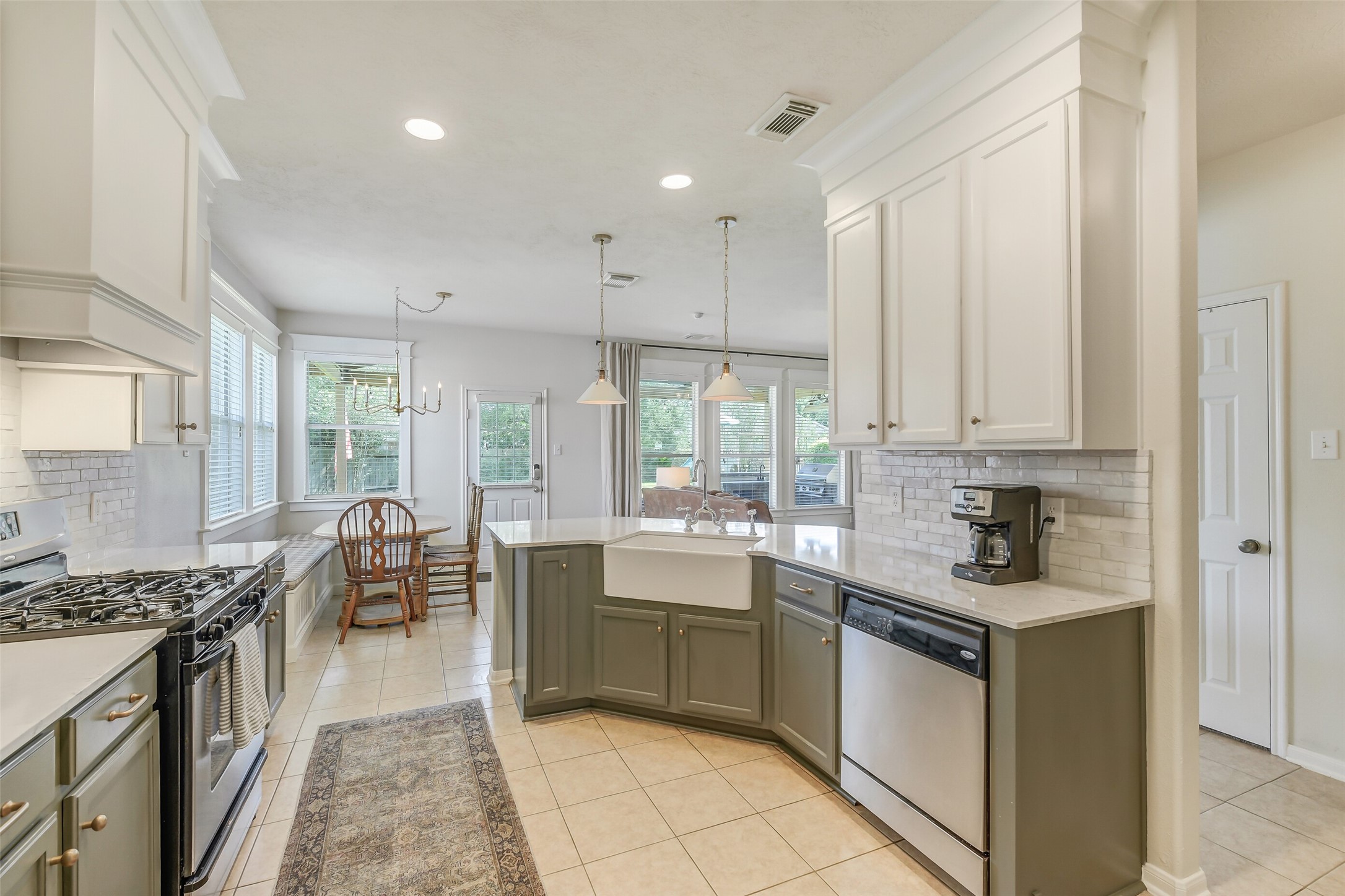703 Rock Creek Court Property Photo 8