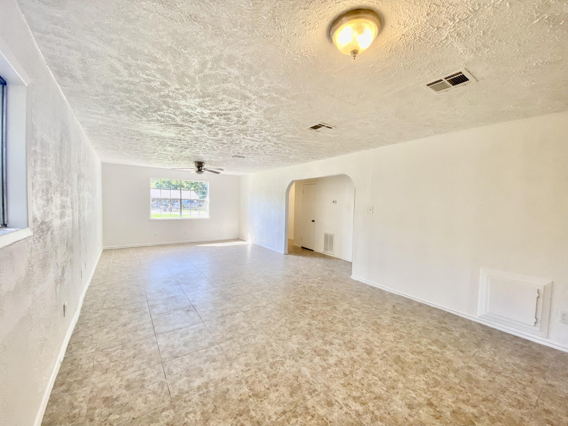 3410 Nodding Pines Property Photo 5