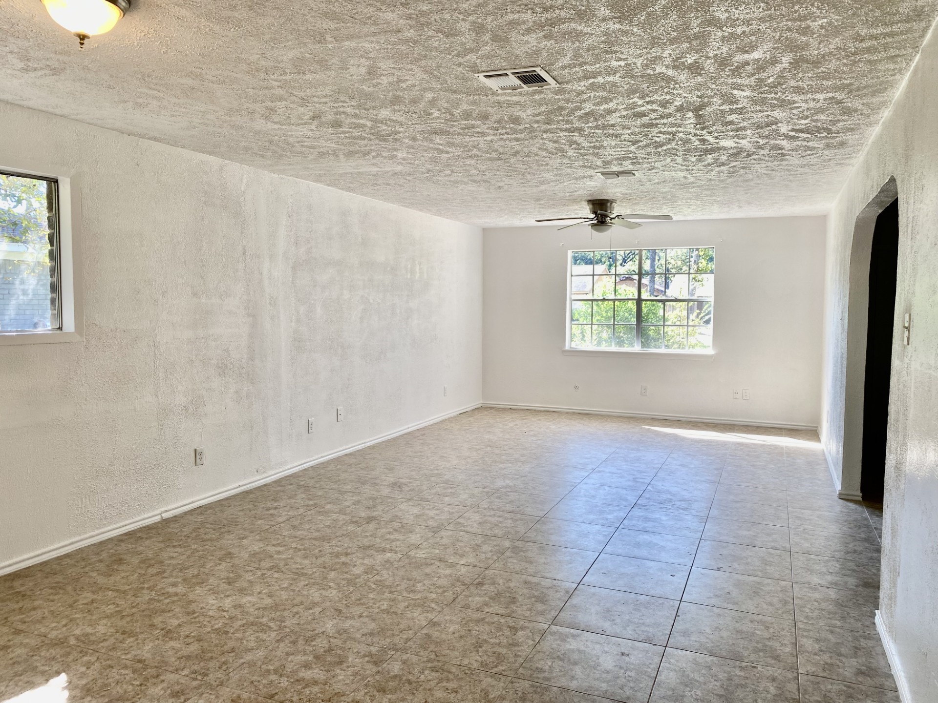 3410 Nodding Pines Property Photo 6