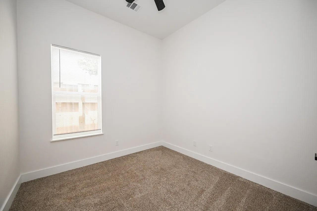 8203 Sparta Street # B, Houston Tx 77028 Property Photo 14