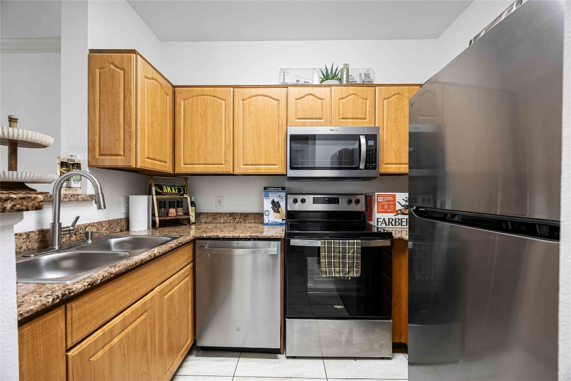 3231 Allen Parkway 6101 Property Photo 5