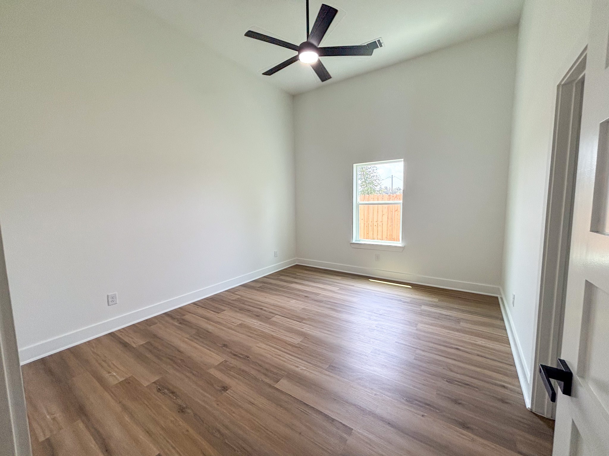 1031 Exotic Pine Street A Property Photo 5