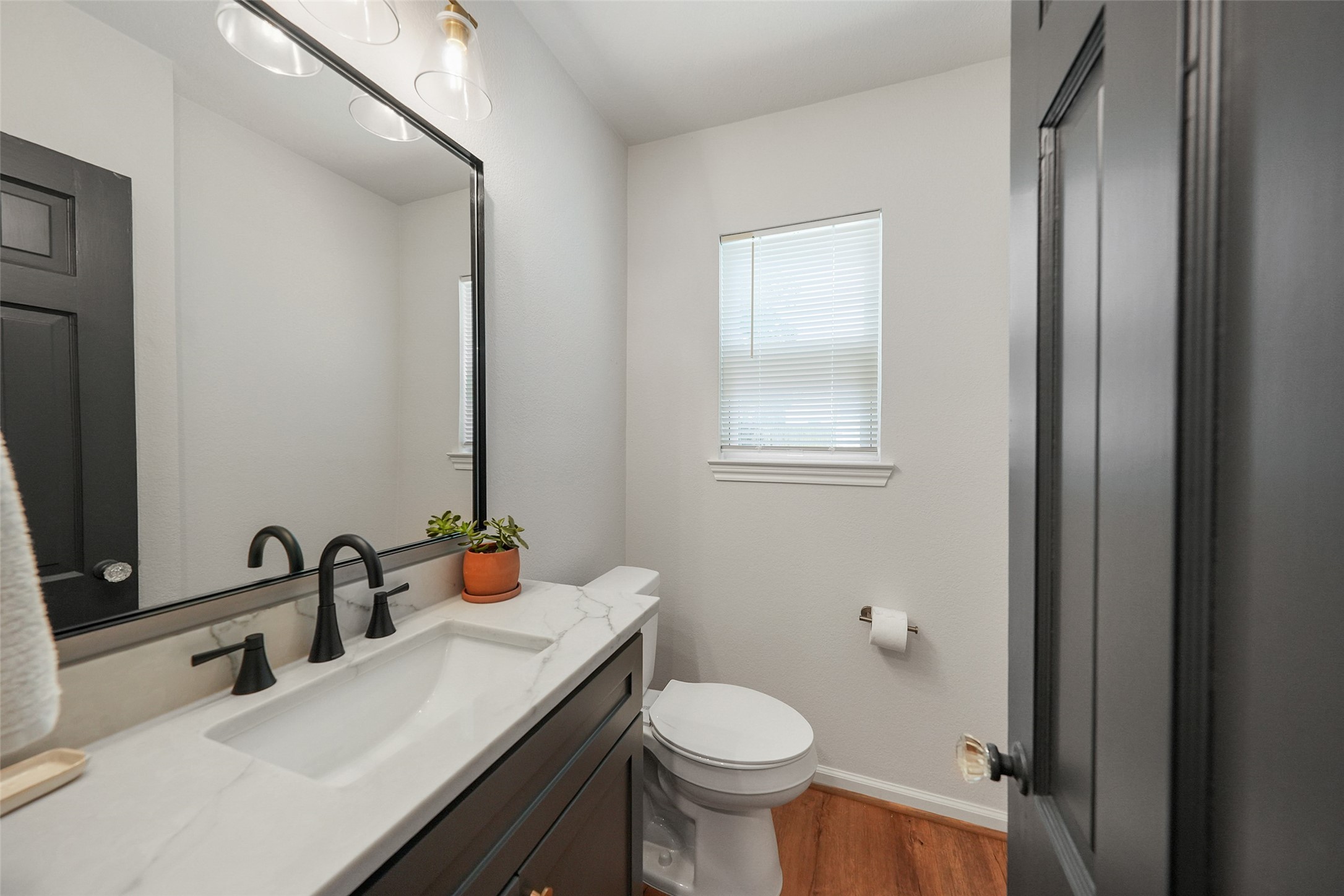 3809 Southmore Boulevard Property Photo 7