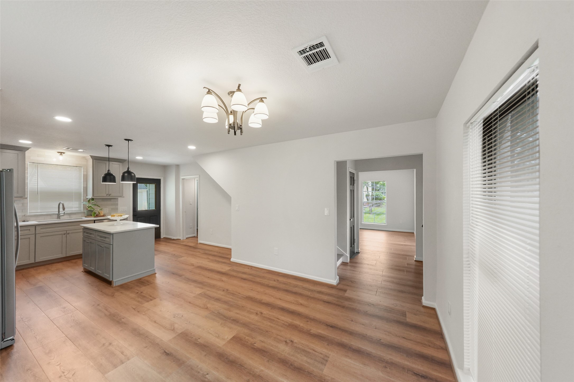 3809 Southmore Boulevard Property Photo 11