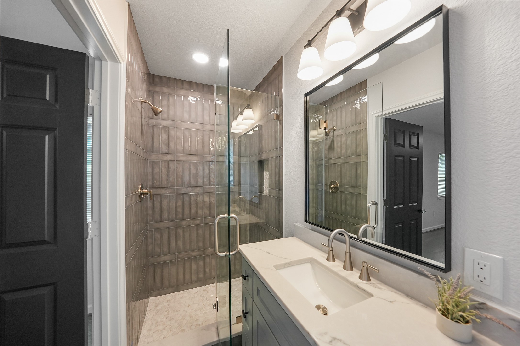 3809 Southmore Boulevard Property Photo 19