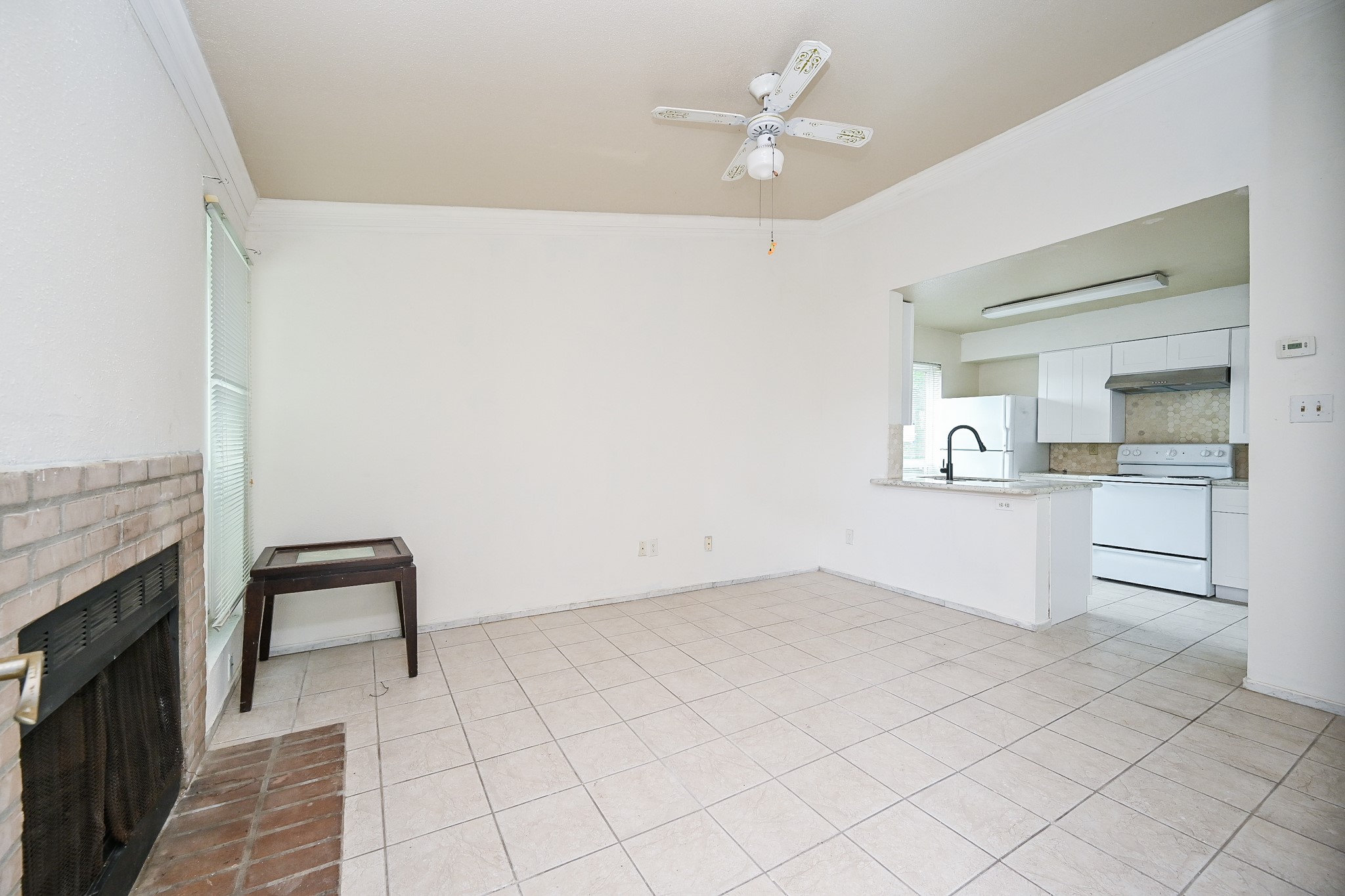3900 Woodchase Drive 86 Property Photo 8
