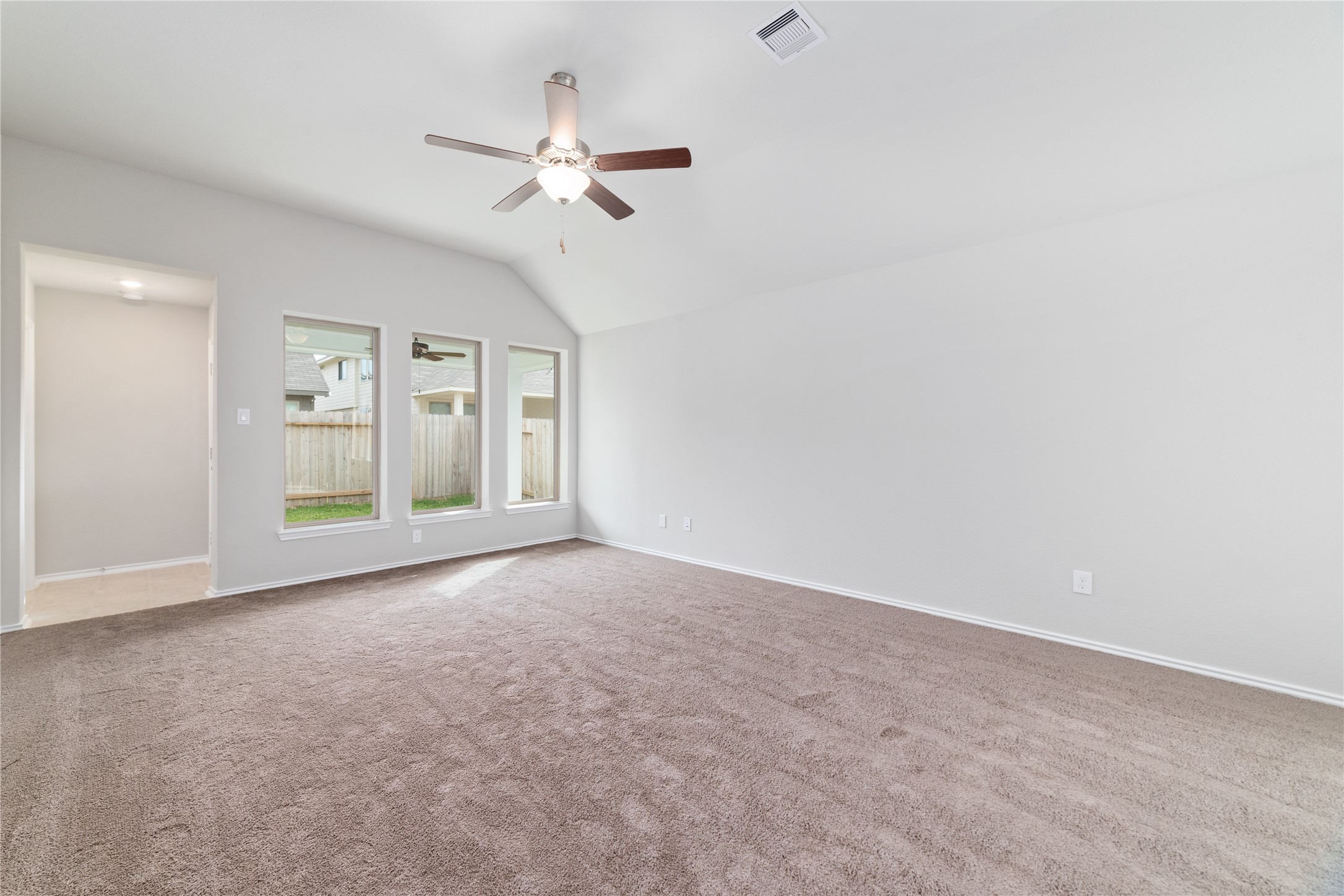 20515 Laila Manor Property Photo 6