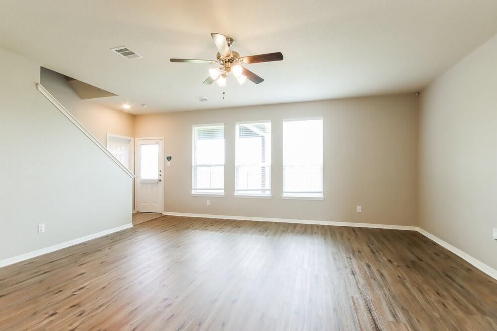 23210 Snowy Ridge Drive Property Photo 4
